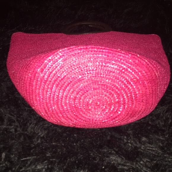 Pink Woven Straw Floral Tote by Redfish Designs - Picture 3 of 8